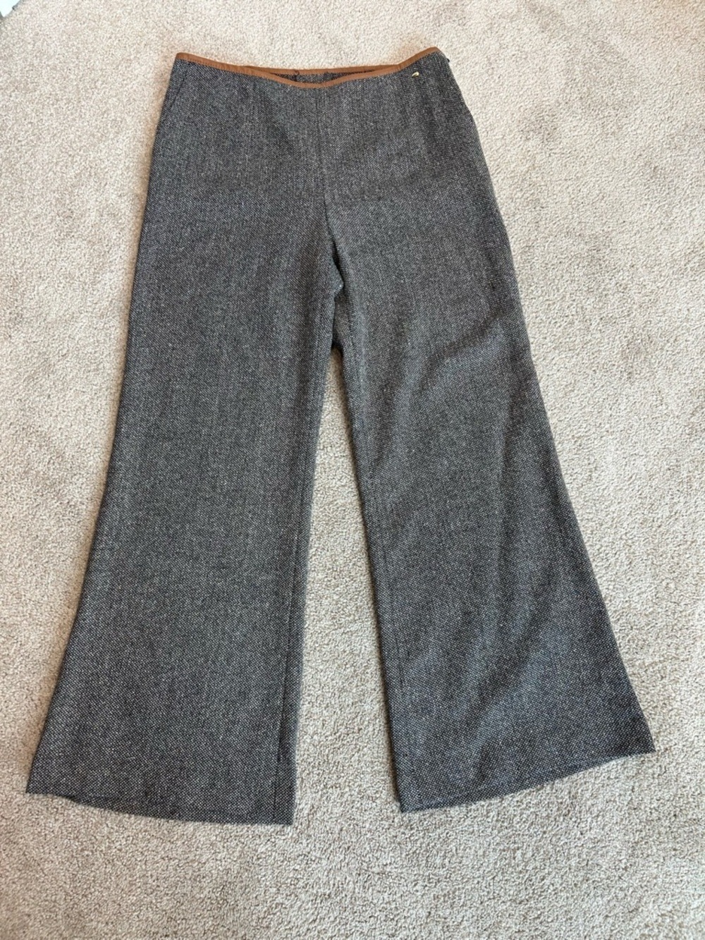 Escada Gray Wide-Leg Wool Blend trouser dress Pants with Tan leather Trim 38